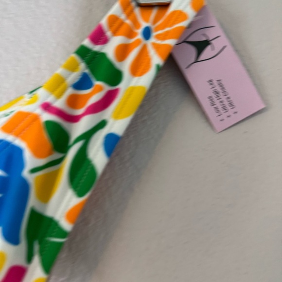 New Wild Fable S (4-6)Colorful Floral Bikini Bottom Low Rise, Ultra High - Picture 2 of 9